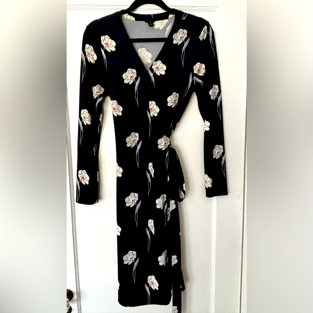 Ann Taylor stretch wrap dress